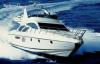 Yachtcharter Azimut 62 Bugansicht 3 Cab 3 WC