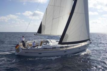 Yachtcharter Bavaria 43 cruiser 3cab top