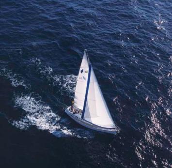 Yachtcharter Bavaria 44 Ocean 2cab top