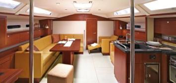 Yachtcharter Hanse 540 Salon 4 Cab 4 WC