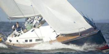 Yachtcharter Hanse 461 Seitenansicht 2 Cab 2 WC