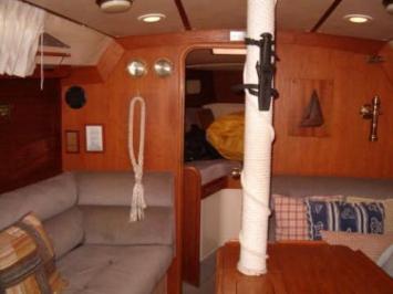 Yachtcharter Moody 346 Salon