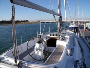 Yachtcharter Moody 40 1990 Cockpit