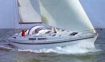 Yachtcharter Moody 419 Seitenansicht