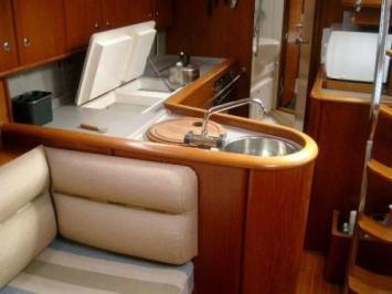 Yachtcharter Moody 44 1990 Pantry