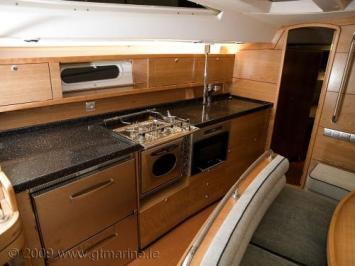 Yachtcharter Delphia 47 5Cab Pantry