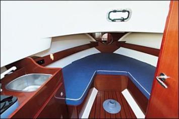 Yachtcharter Cap Camarat 755 WA Salon 1 Cab 1 WC