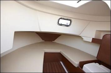 Yachtcharter Cap Camarat 635 WA Vorschiff 1 Cab 1 WC