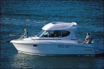 Yachtcharter Merry Fisher 805 Seitenansicht 1 Cab 1 WC