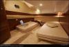 Yachtcharter Prestige 42 Vorschiff 2 Cab 2 WC