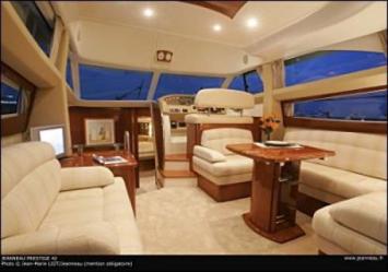 Yachtcharter Prestige 42 Salon 2 Cab 2 WC