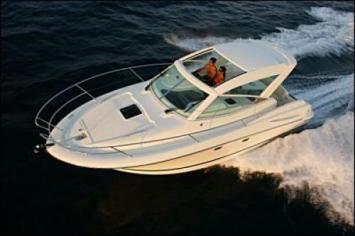 Yachtcharter Prestige 30 S Seitenansicht 1 Cab 1 WC