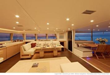 Yachtcharter Lagoon 620 Salon 3 Cab 3 WC