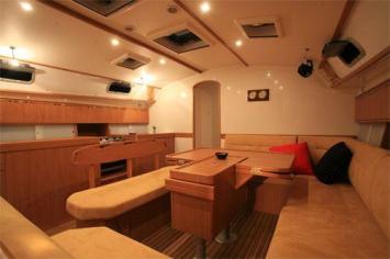 Yachtcharter Harmony 52 Salon 3 Cab 3 WC