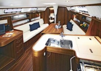 Yachtcharter X 40 Salon 3 Cab 1 WC