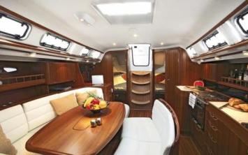 Yachtcharter X 43 Niedergang 3 Cab 2 WC