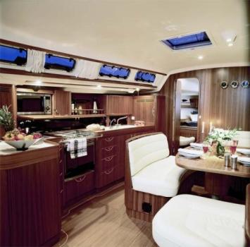 Yachtcharter X 46 Pantry 4 Cab 2 WC