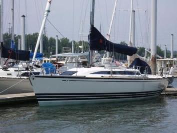 Yachtcharter X 382 Bugansicht 3 Cab 1 WC