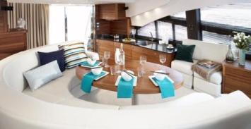 Yachtcharter Sealine T50 Salon