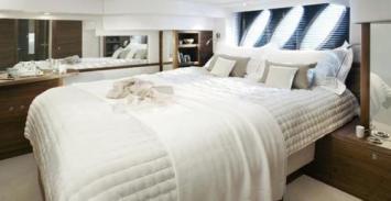Yachtcharter Sealine T50 Kabine