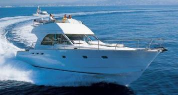 Yachtcharter Antares 1380 Aussenansicht