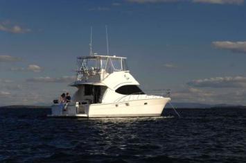 Yachtcharter Riveira 45 Fly Anker