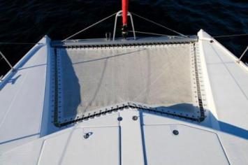 Yachtcharter Leopard 38 4Cab Netz