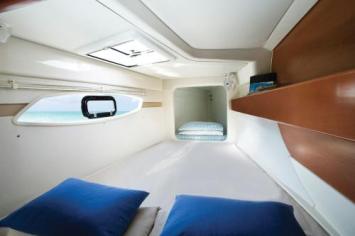 Yachtcharter Leopard 38 4Cab Kabine2