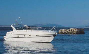 Yachtcharter Mira 37 Seitenansicht