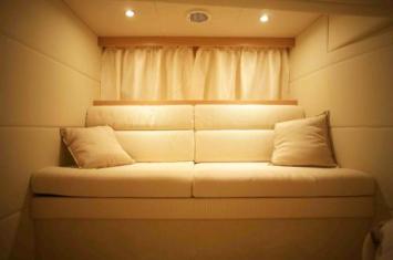 Yachtcharter Alena 46 Salon