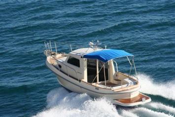 Yachtcharter Damor 700 Heck