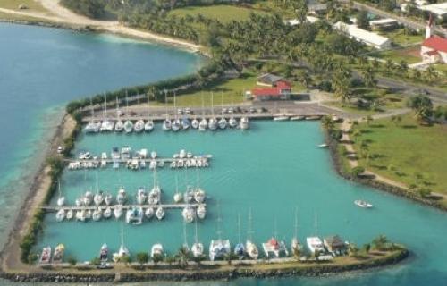 Uturoa Marina
