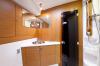 Yachtcharter jeanneau 53 5 cabin bathroom
