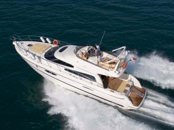 Yachtcharter Cranchi Atlantique 50 Luftbild