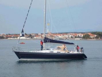 Yachtcharter Genesi 43 Aussenansicht2