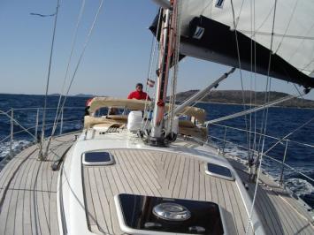 Yachtcharter Genesi 43 Aussenansicht4