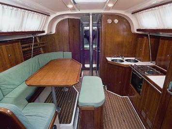 Yachtcharter Vektor 401 Salon