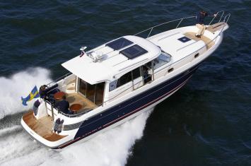 Yachtcharter Nimbus42Nova_Aussenansicht1