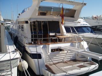 Yachtcharter main_astondoa5404