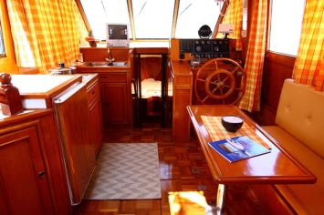 Yachtcharter Star 1310 Steuerstand