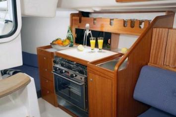 Yachtcharter x 35 Innenaussicht 2