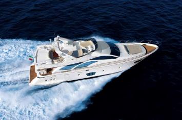 Yachtcharter Aussenansicht 75,1