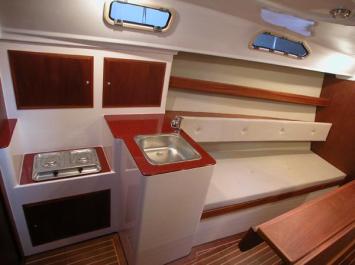 Yachtcharter Janmor32_Innenansicht2