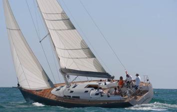 Yachtcharter Comet 45