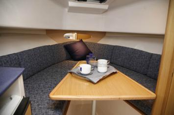 Yachtcharter Faeton 26 Scape Salon