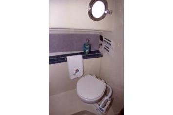 Yachtcharter Scarani 25 Nasszelle