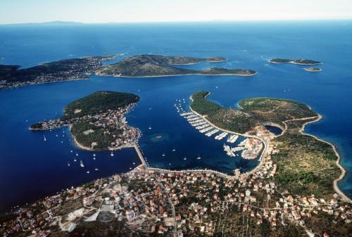 Rogoznica Marina Frapa