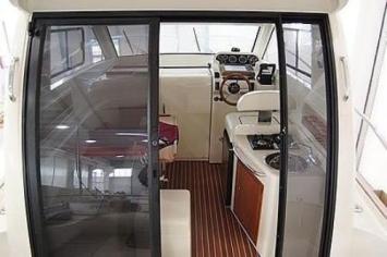 Yachtcharter Adex Motivo 29 Pantry 1 Cab 1 WC