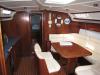 Yachtcharter Bavaria 44 4cab salon