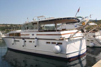 Yachtcharter Chris Craft 58 Seitenansicht 1 4 Cab 3 WC